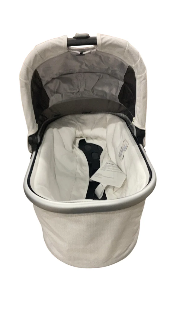 UPPAbaby V2 Bassinet, William (Chambray Oxford/Silver) - Image 2