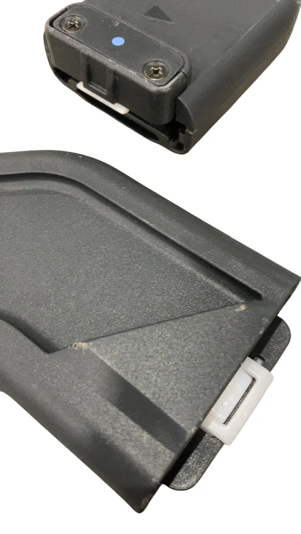 UPPAbaby VISTA Upper Adapters, Dark Gray/Gray - Image 6