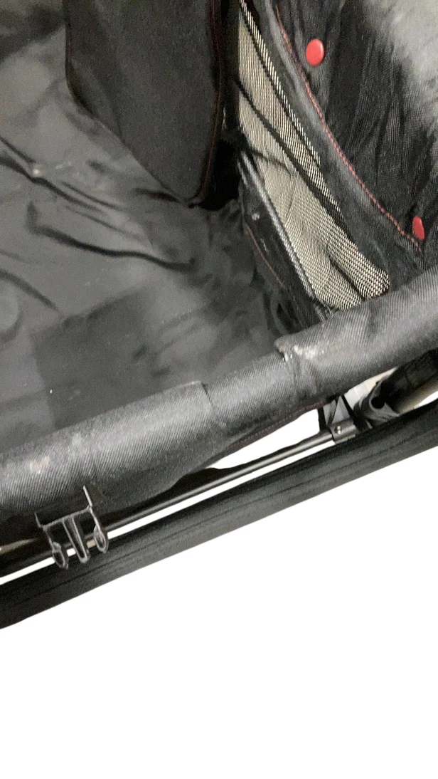 Wonderfold W4 Elite Stroller Wagon, 2025, Black with Red Stitching - Image 3
