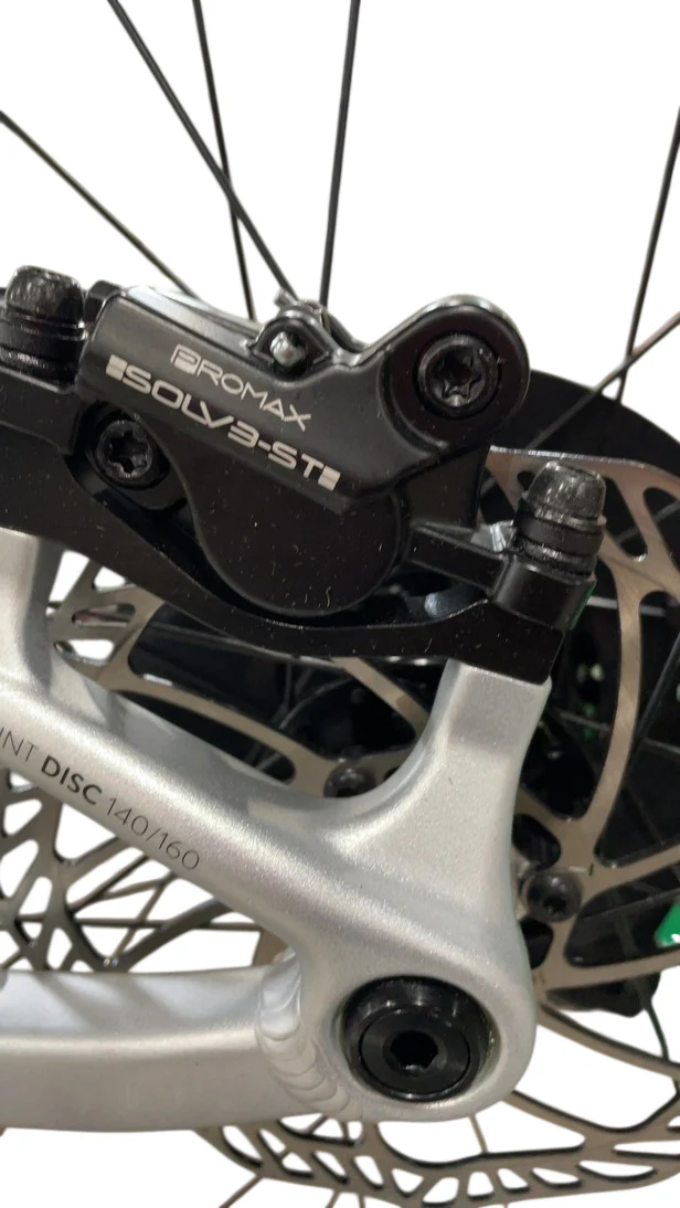 Woom OFF 6 Bike, Black - Image 7