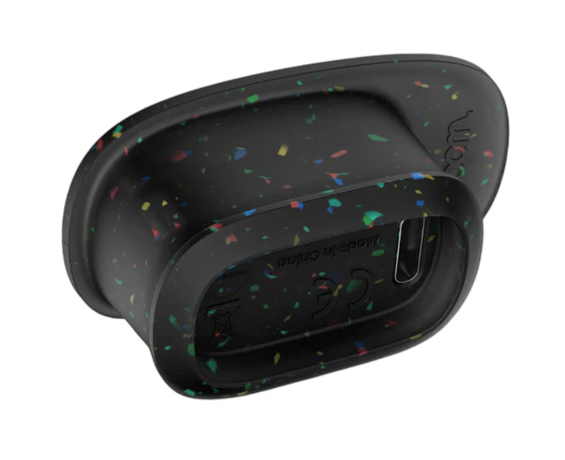 Woom Ready Helmet Light, Red/Black - Image 3